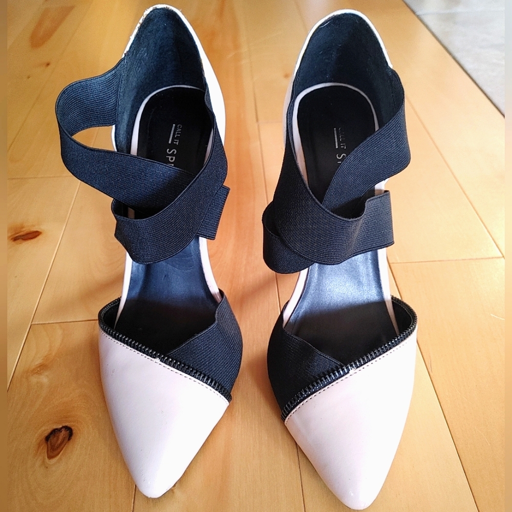 Tri color high heel shoes
